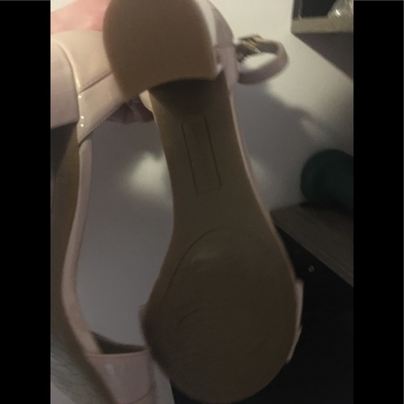 🛍SALE🛍Bandolino Pink Strappy Sandals 8 - Picture 12 of 13